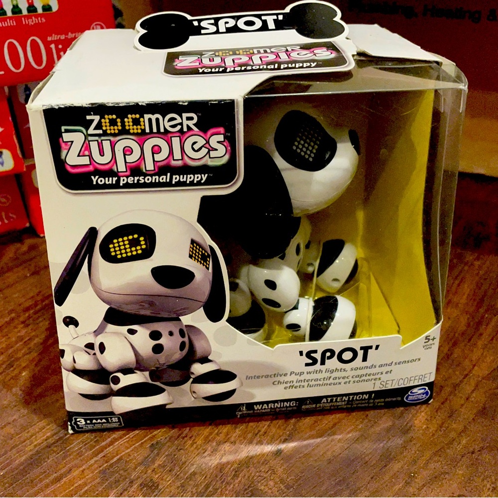 New! Zoomer Zuppies Robot dog toy VINTAGE